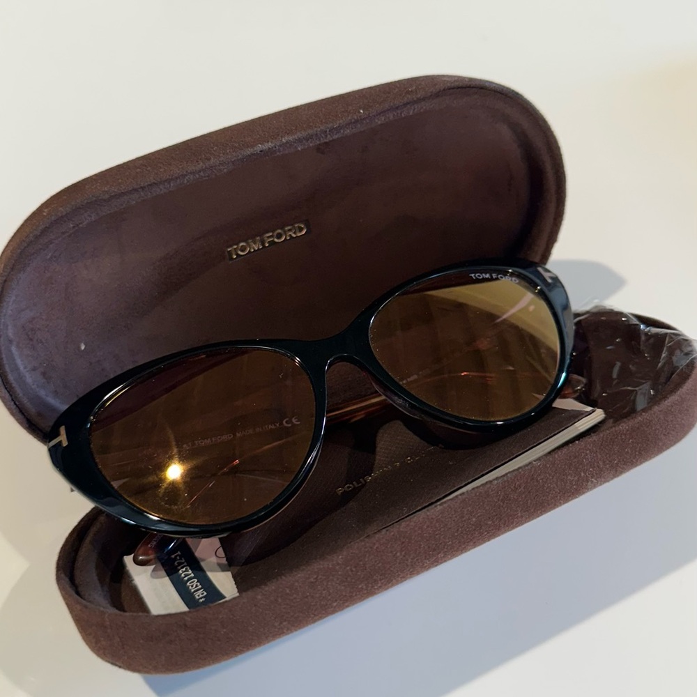 Tom Ford Cat Eye Sunglasses - Picture 4 of 8